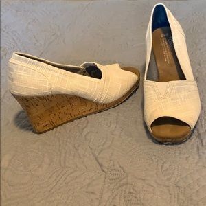 Toms 8.5 burlap wedges Worn 1-2 Times